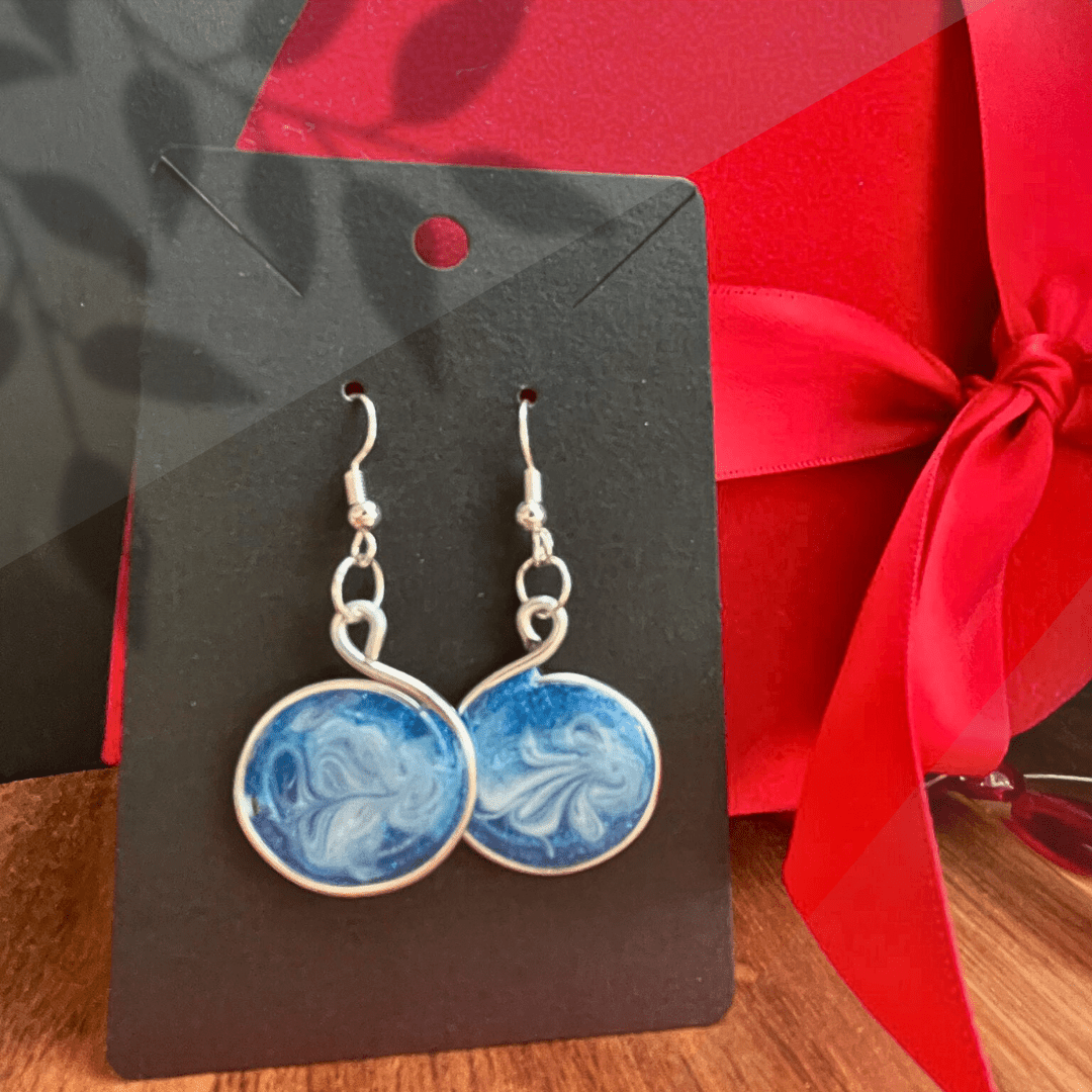 Resin Earrings Blue/White